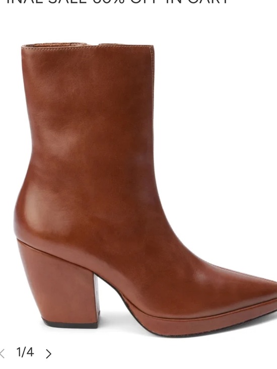 Matisse Shoes - 💚Matisse Hendrix Leather Block Heel Boot